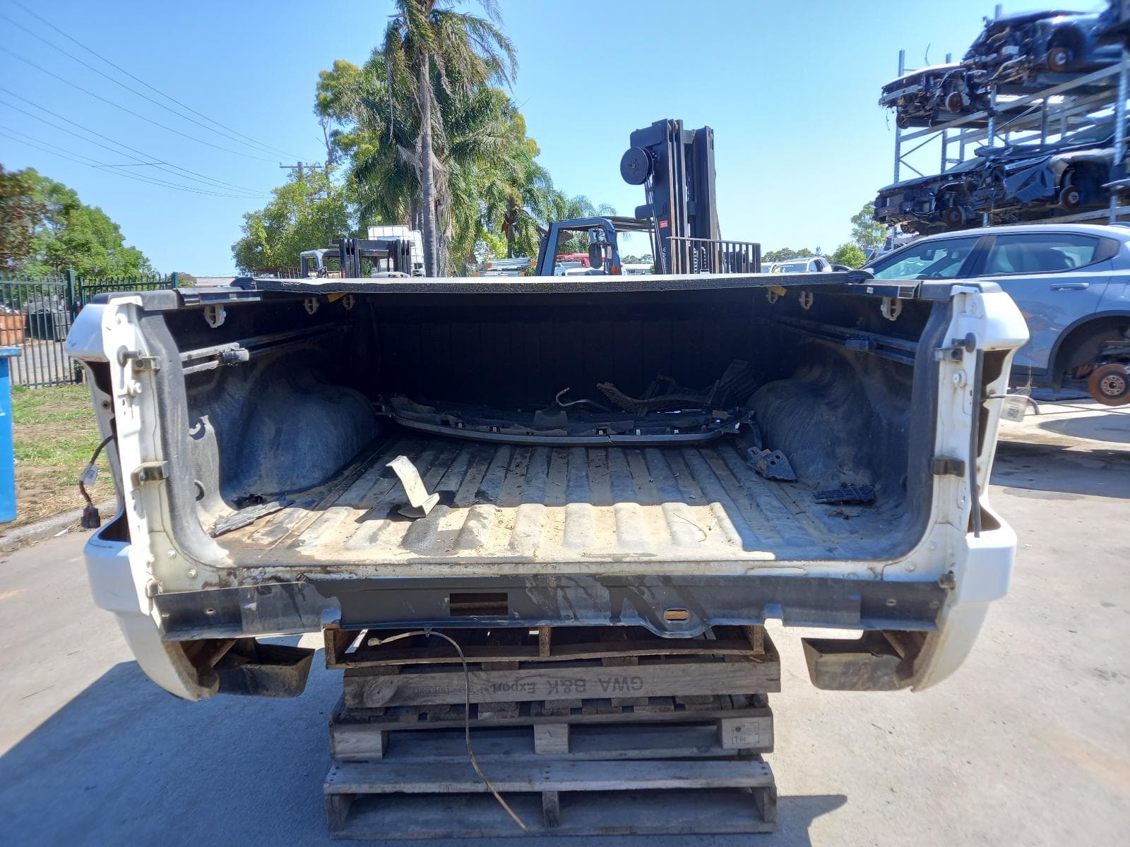 Used auto part listing image: 2021 RAM 1500 UTE BACK DT, 12/20- 0000308934
