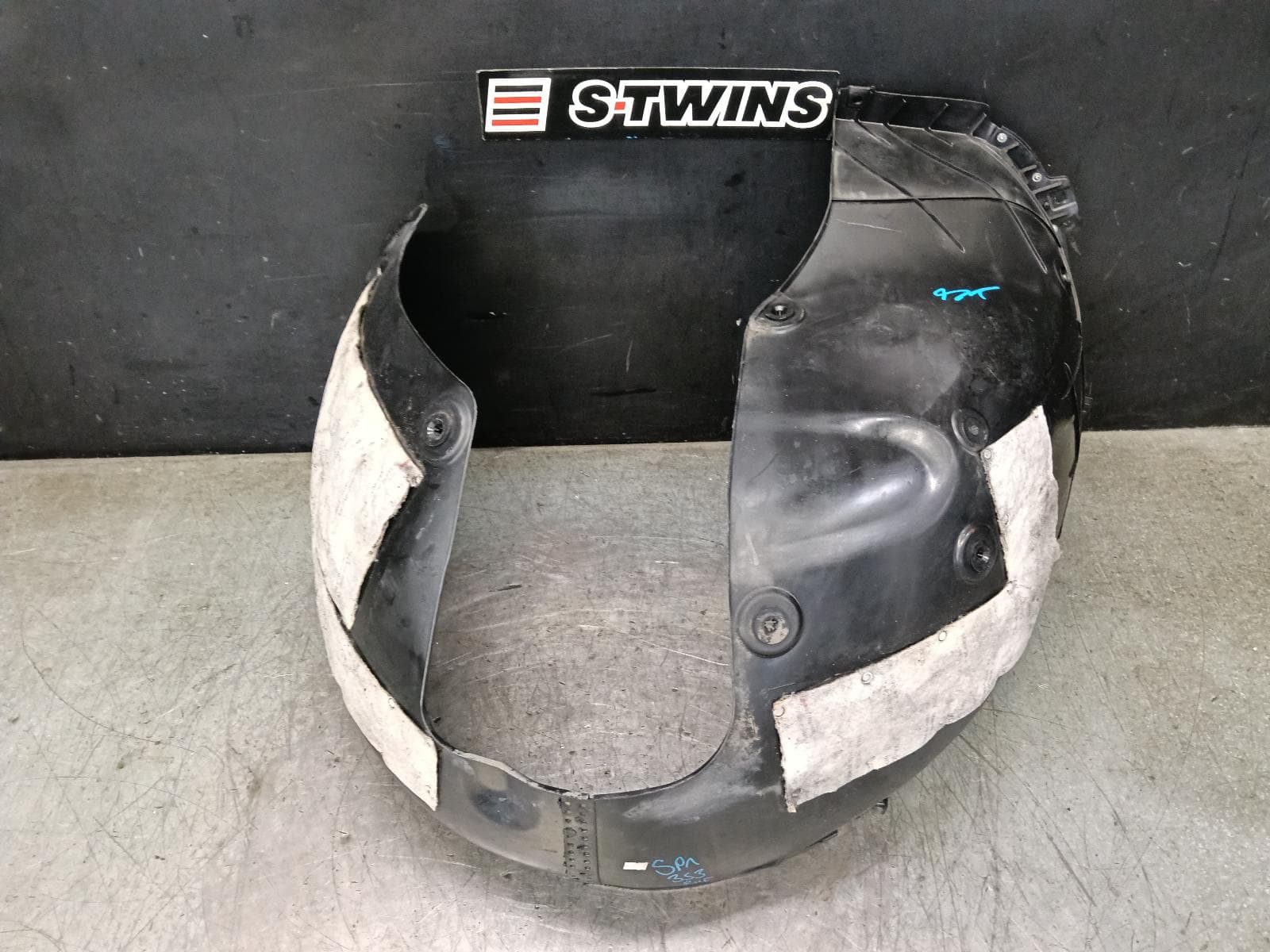 Used auto part listing image: 2020 KIA SPORTAGE RIGHT GUARD LINER FRONT, QL, 07/18-08/21 0000393263