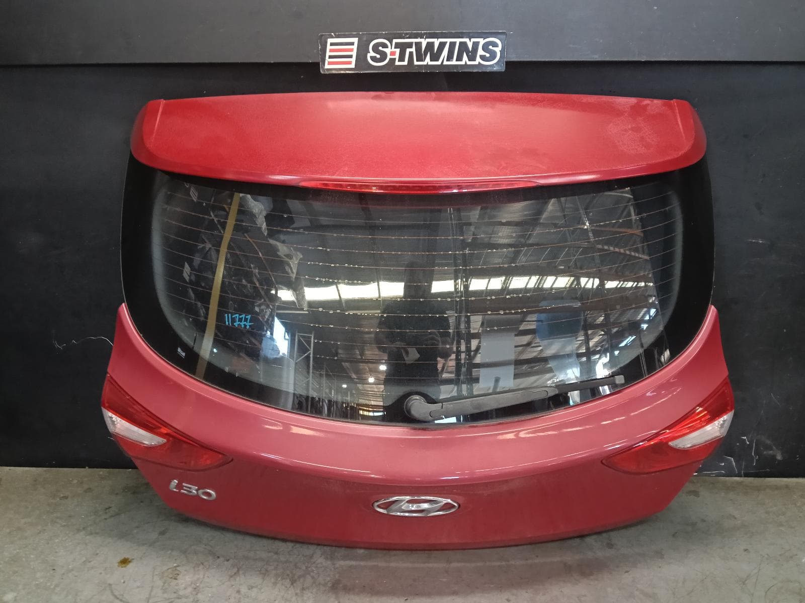 Used auto part listing image: 2014 HYUNDAI I30 BOOTLID TAILGATE TAILGATE, GD, 5DR HATCH, NON CAMERA TYPE, 03/12-02/17