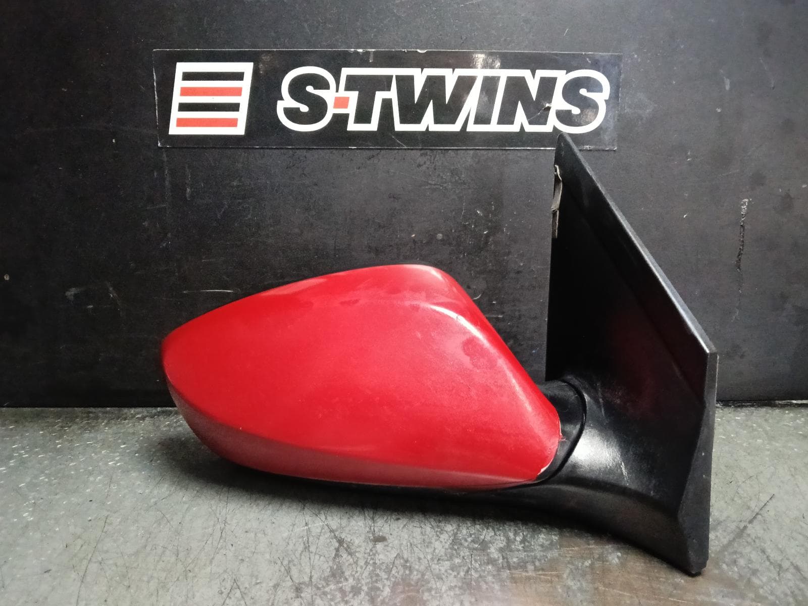 Used auto part listing image: 2014 HYUNDAI I30 RIGHT DOOR MIRROR GD, HATCH (S. KOREA VIN KMHD), MANUAL FOLDING, NON INDICATOR, 03/12-02/17