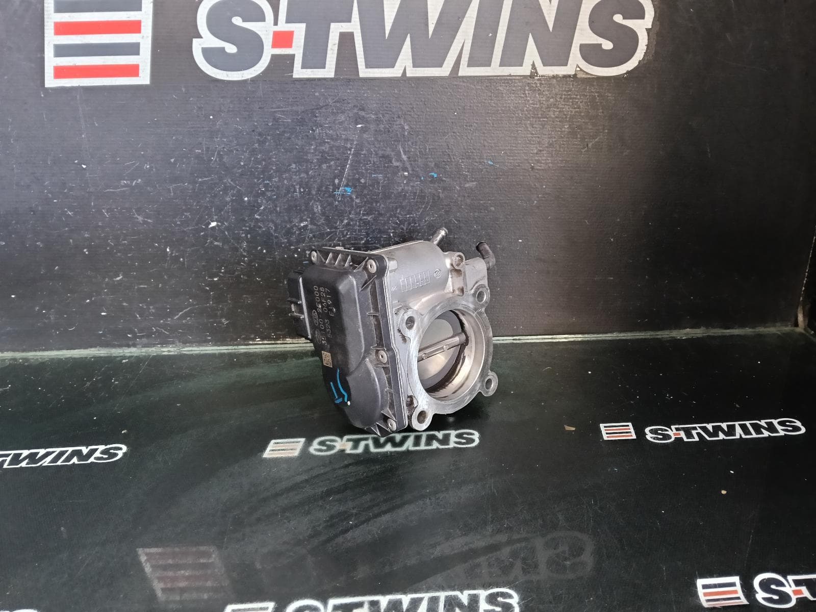 Used auto part listing image: 2022 HYUNDAI I30 THROTTLE BODY 2.0, G4NC, PETROL, PD, HATCH (S. KOREA VIN KMHH), 03/17-12/23 0000427412