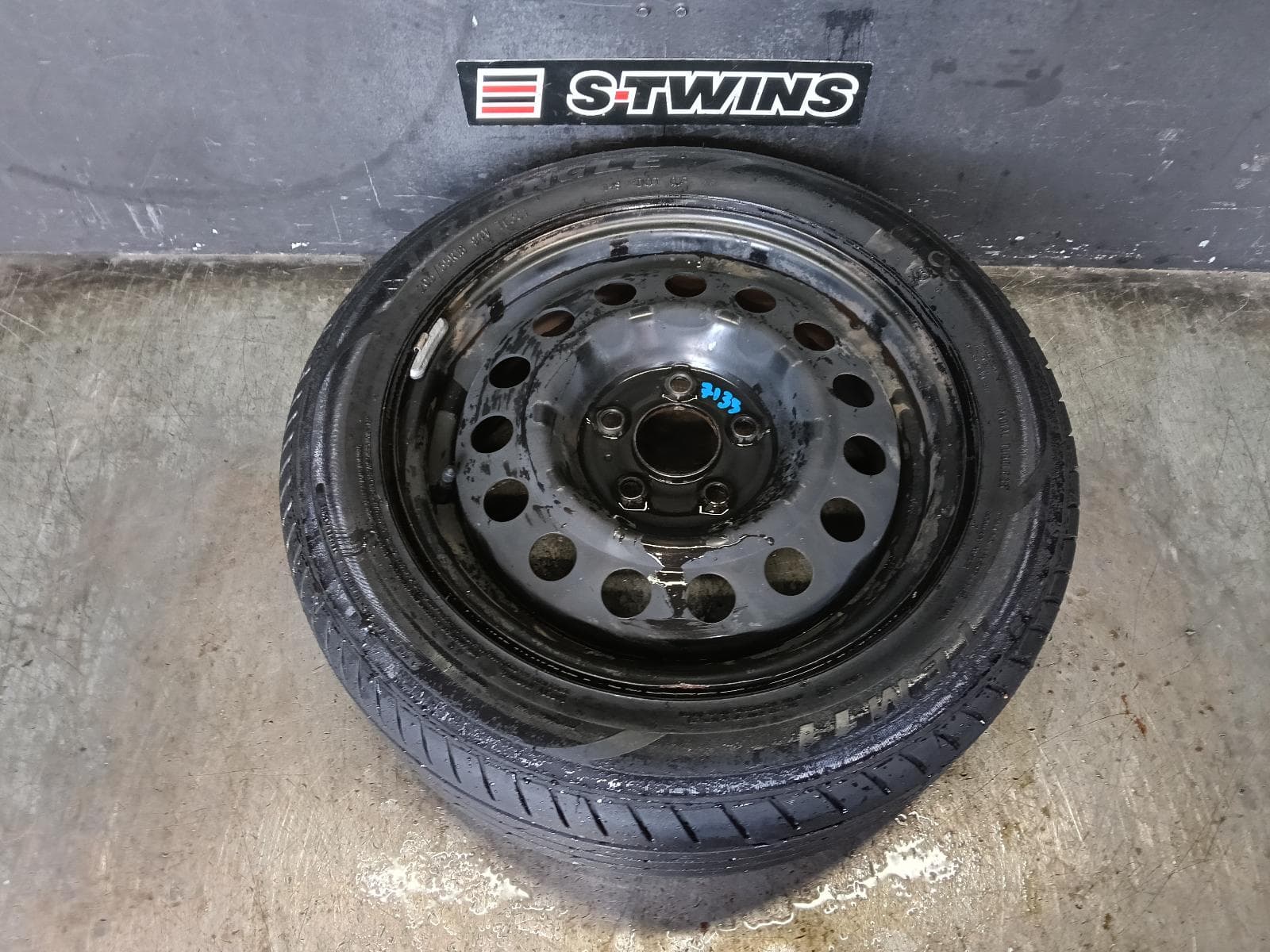 Used auto part listing image: 2016 HYUNDAI I30 WHEEL STANDARD STEEL FACTORY, 16X6.5IN, GD, 03/12-02/17