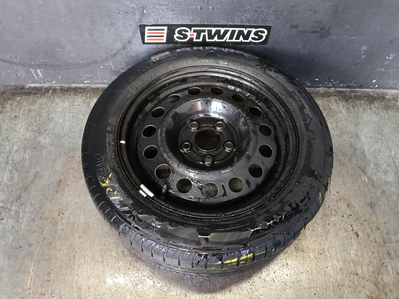 Used auto part listing image: 2016 HYUNDAI I30 WHEEL STANDARD STEEL FACTORY, 16X6.5IN, GD, 03/12-02/17