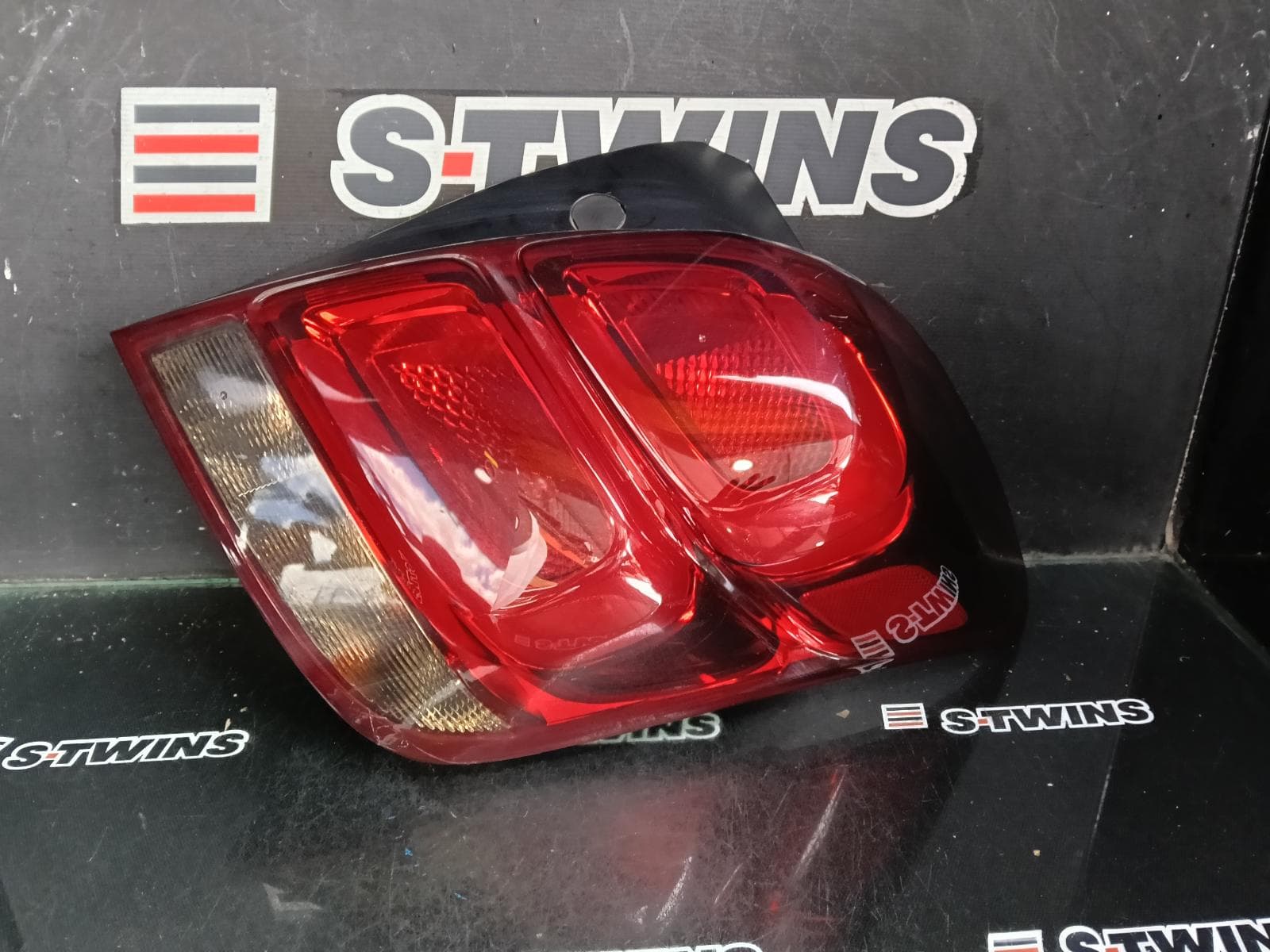 Used auto part listing image: 2020 HOLDEN TRAX RIGHT TAILLIGHT TJ, IN BODY, LED TYPE, 10/16-12/20