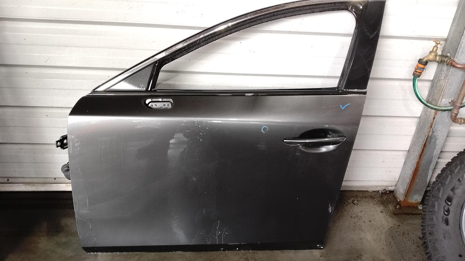 Used auto part listing image: 2015 MAZDA 3 LEFT FRONT DOOR BM-BN, SEDAN/HATCH, 11/13-02/19 0000429802