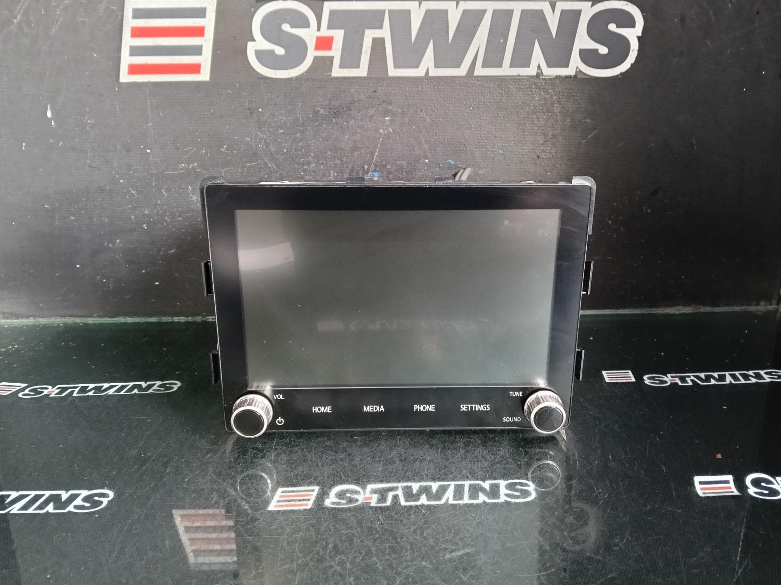 Used auto part listing image: 2021 MITSUBISHI ASX DISPLAY/HEAD UNIT, 8.0IN, NON SAT NAV TYPE, XD, 08/19
