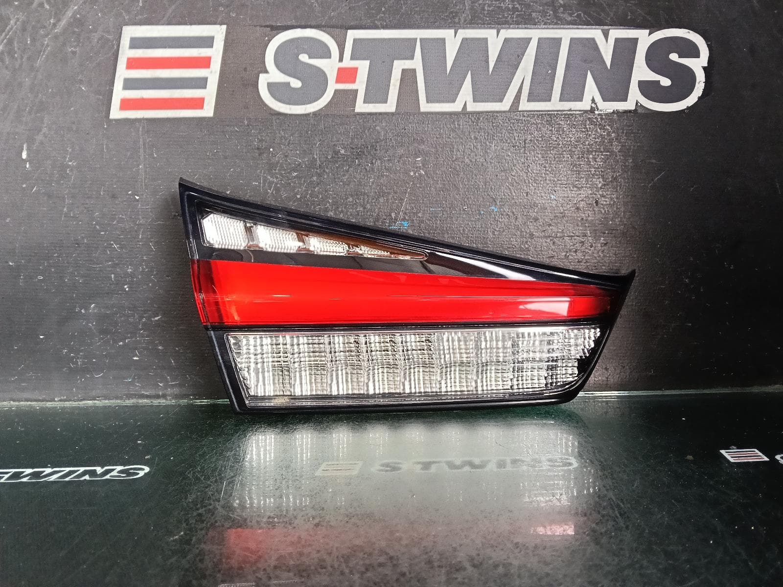 Used auto part listing image: 2021 MITSUBISHI ASX REAR GARNISH TAILGATE LAMP (LH SIDE), XD, 08/19
