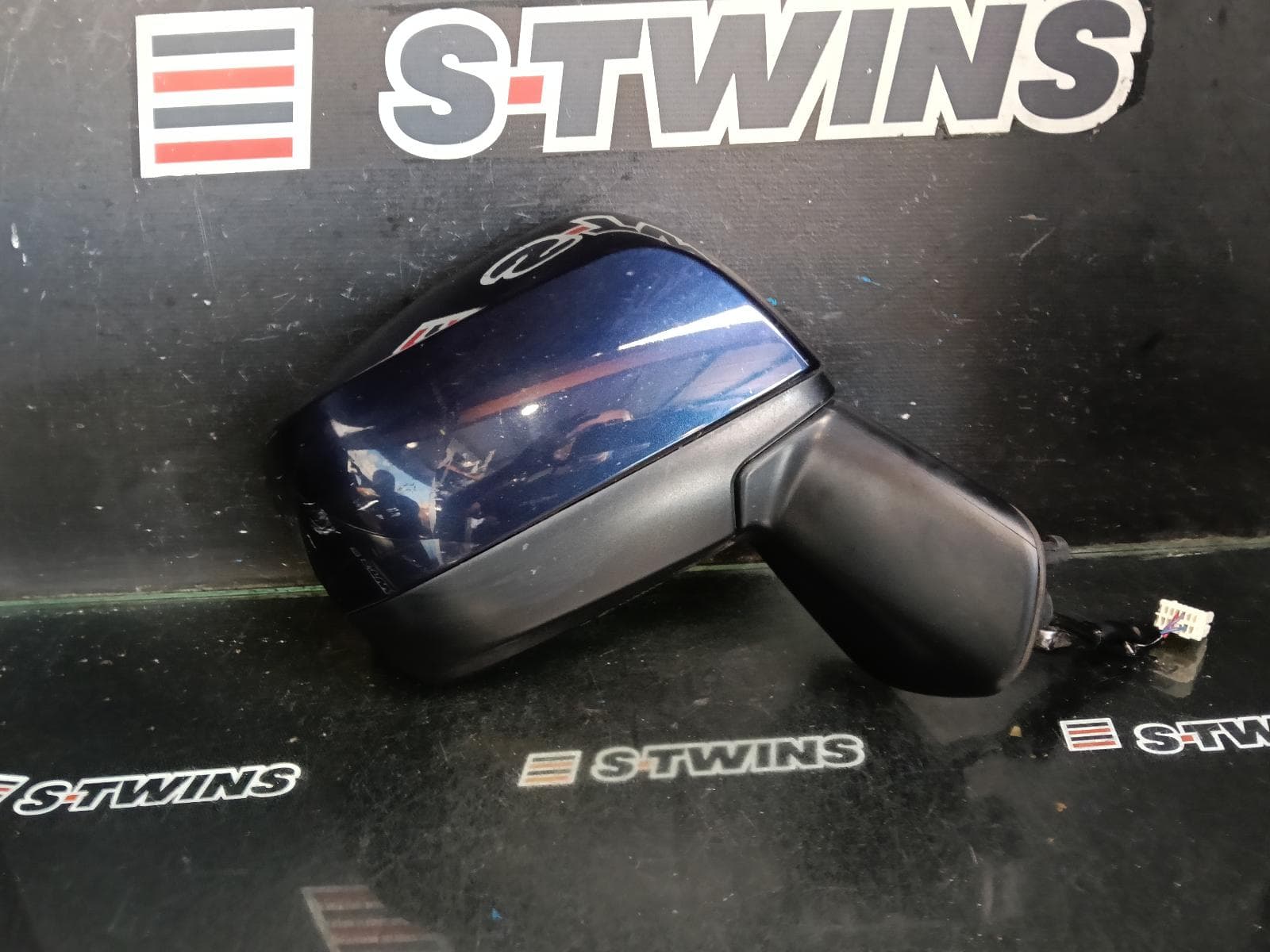 Used auto part listing image: 2016 SUBARU IMPREZA RIGHT DOOR MIRROR G4, SEDAN/HATCH, NON INDICATOR TYPE, 12/11-08/17