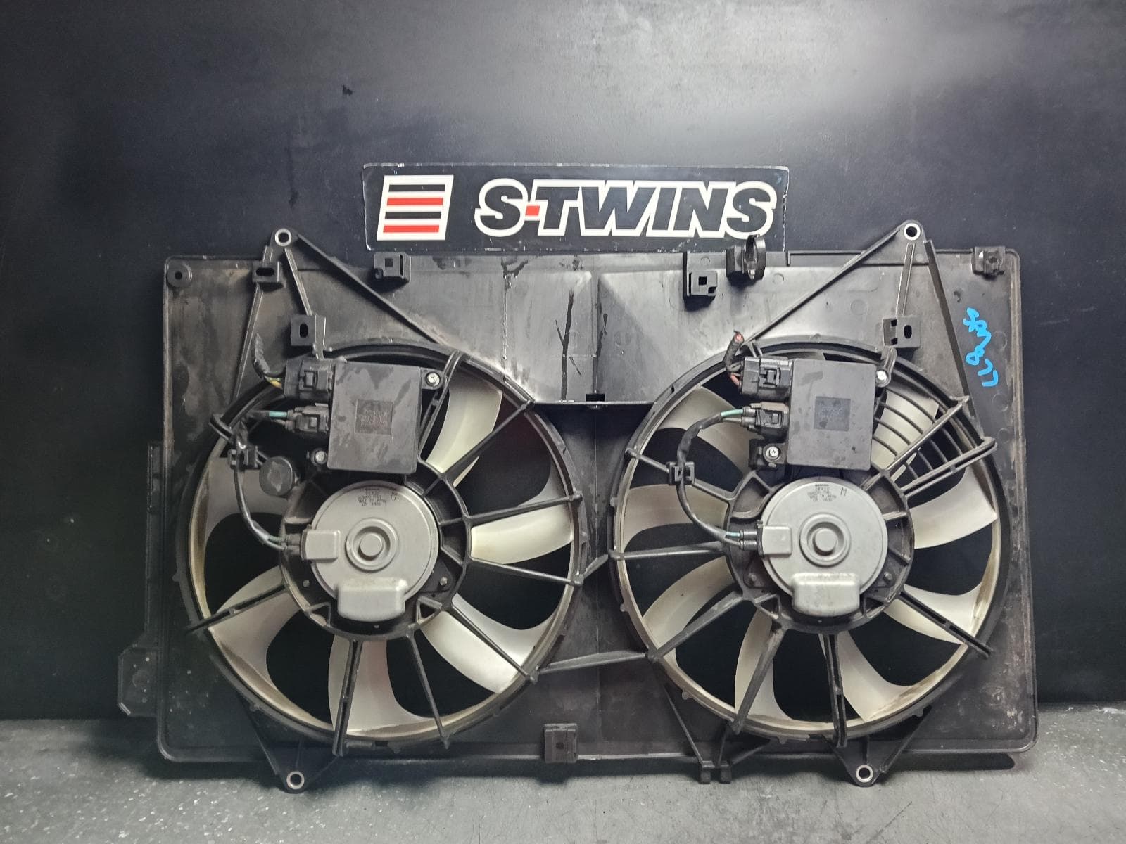 Used auto part listing image: 2018 MAZDA CX5 FAN DUAL FAN ASSY, DIESEL, 2.2, BI-TURBO, SH-VPTS CODE, KF, 02/17-04/18 0000409747