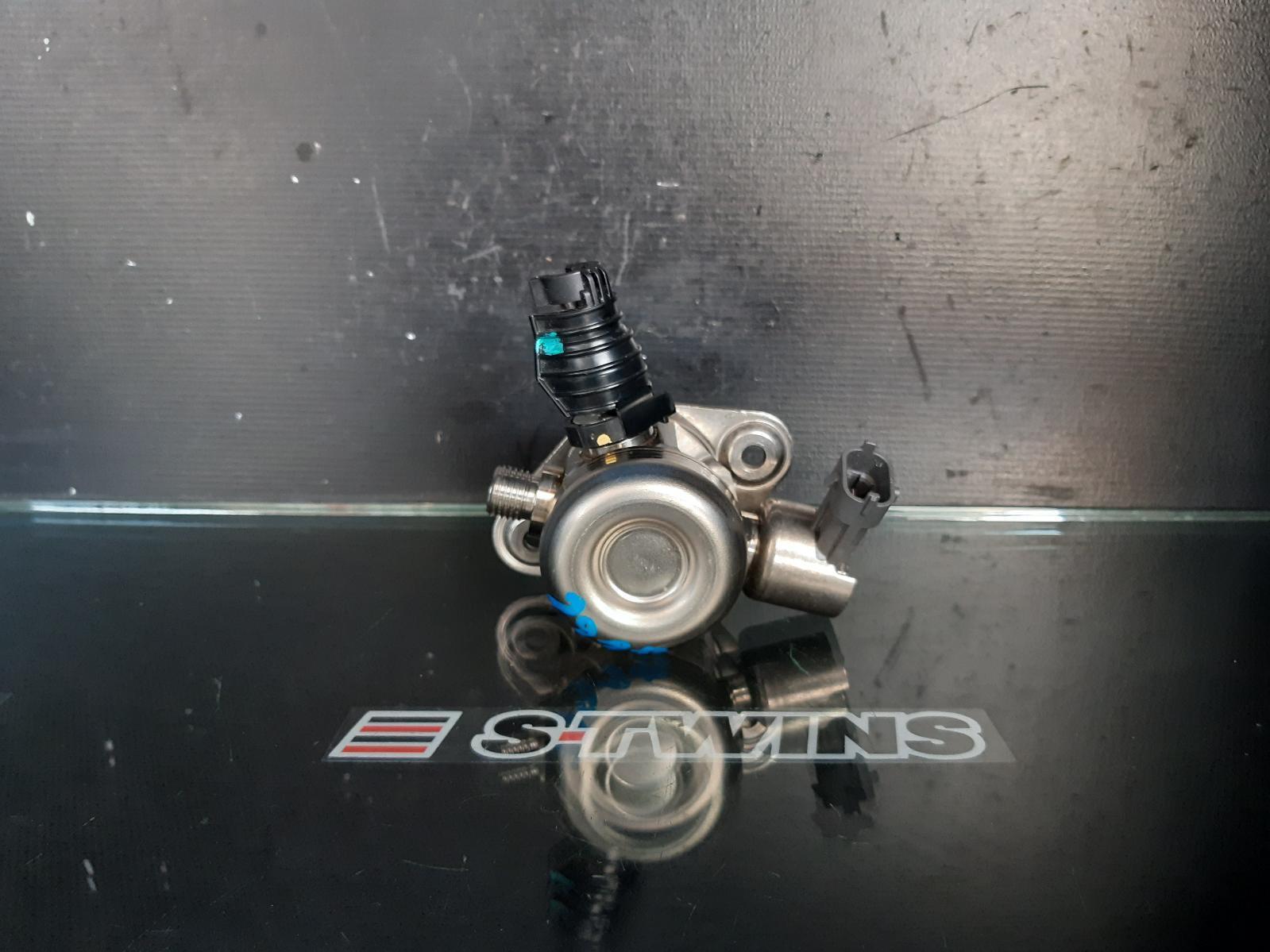 2014 Kia Cerato Fuel Pump Yd 2.0 High Pressure Mechanical Pump On Rocker Cover 04/13-02/16 0000150444