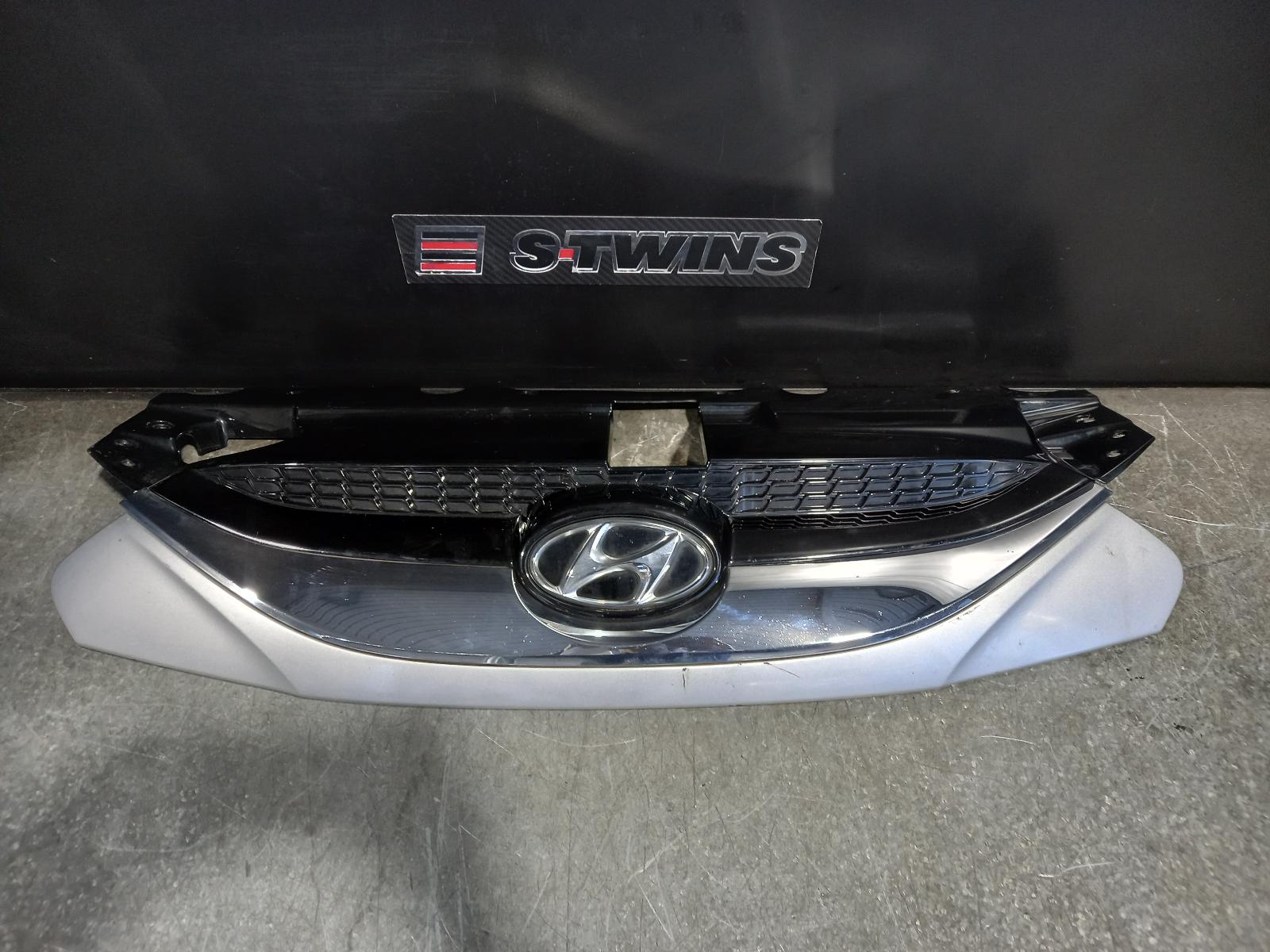 2014 Hyundai Ix35 Grille Radiator Grille Lm Series Elite/Highlander 11/09-01/16 210543