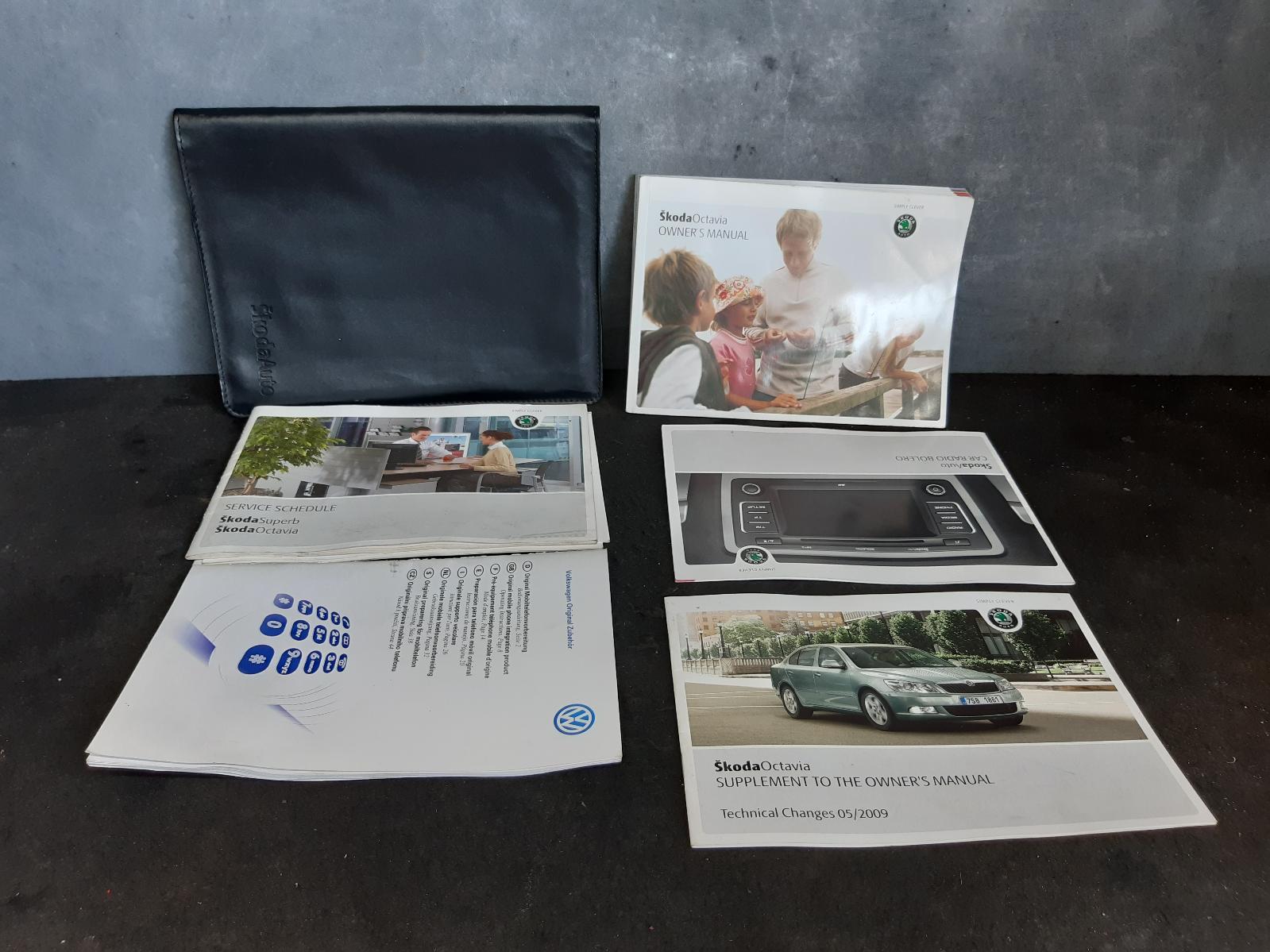 2009 Skoda Octavia Owners Handbook 105072