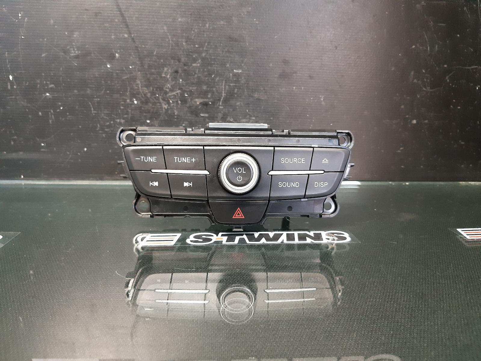 2016 Ford Focus Radio Cd Dvd Sat Tv 0000155988