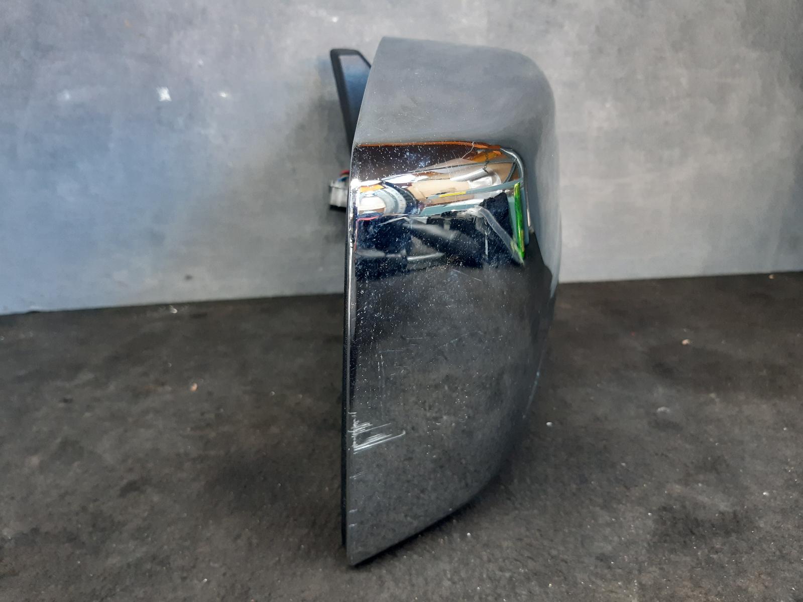 Gallery image 10