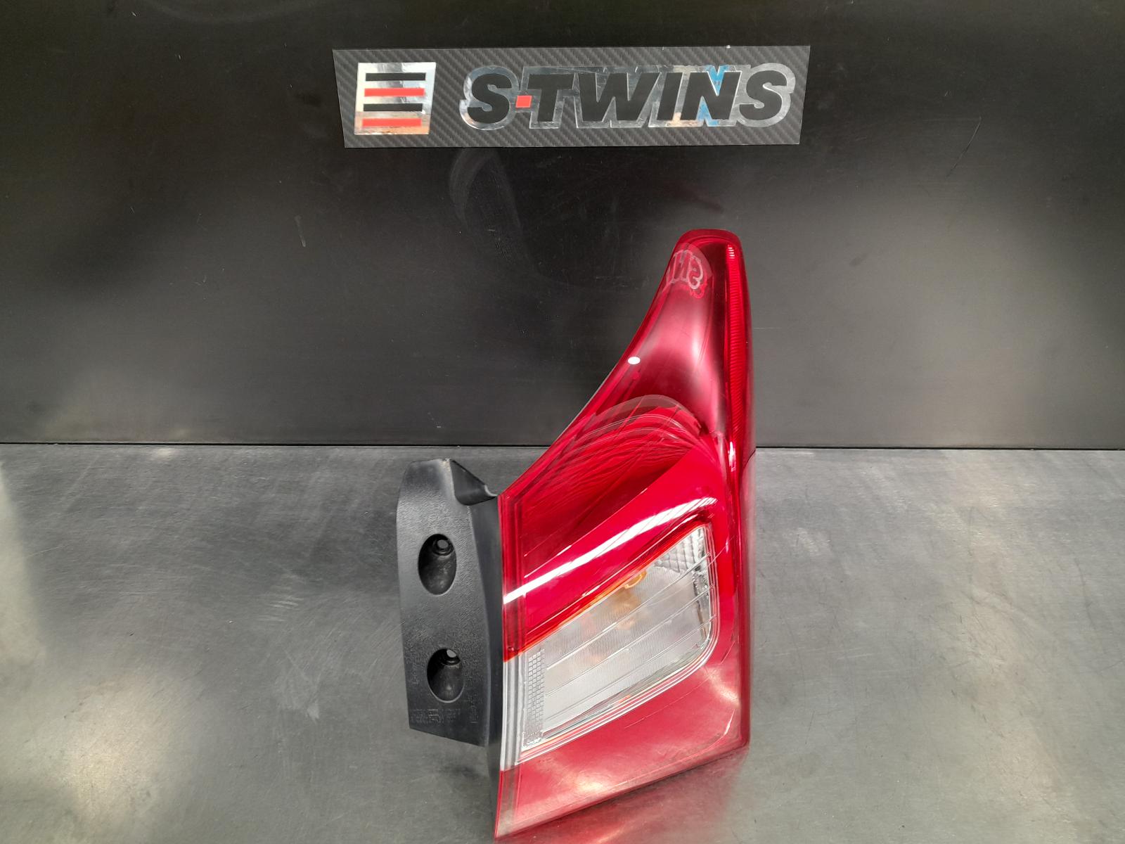 2016 Hyundai I30 Right Taillight 0000177508