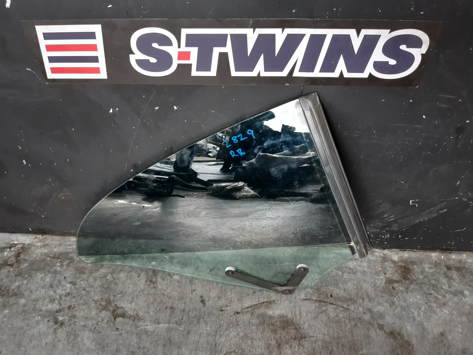 2008 Volvo S70/V70/C70 Right Rear Door Window 0000109522