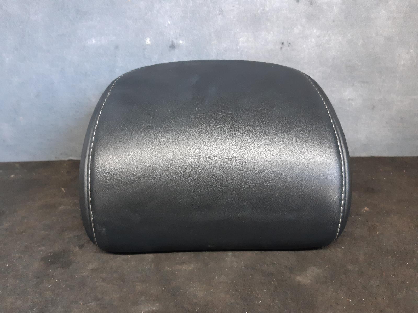 2011 Skoda Superb Headrest 0000098382