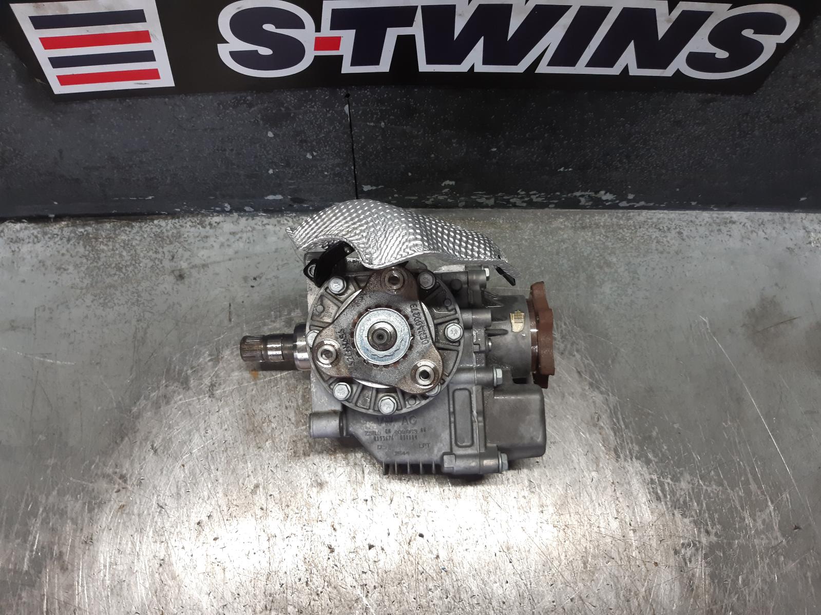 2015 Skoda Octavia Transfer Case 0000242966