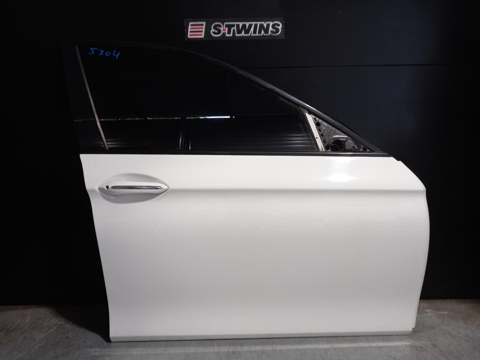 2013 Bmw 5 Series Right Front Door 0000244308