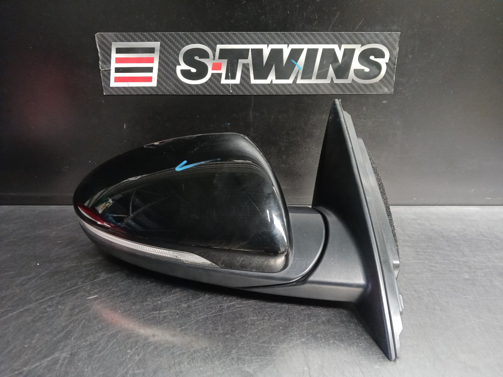 2019 Kia Cerato Right Door Mirror Bd High Gloss Black Power Fold W/ Blind Spot Type 04/18- 0000247542