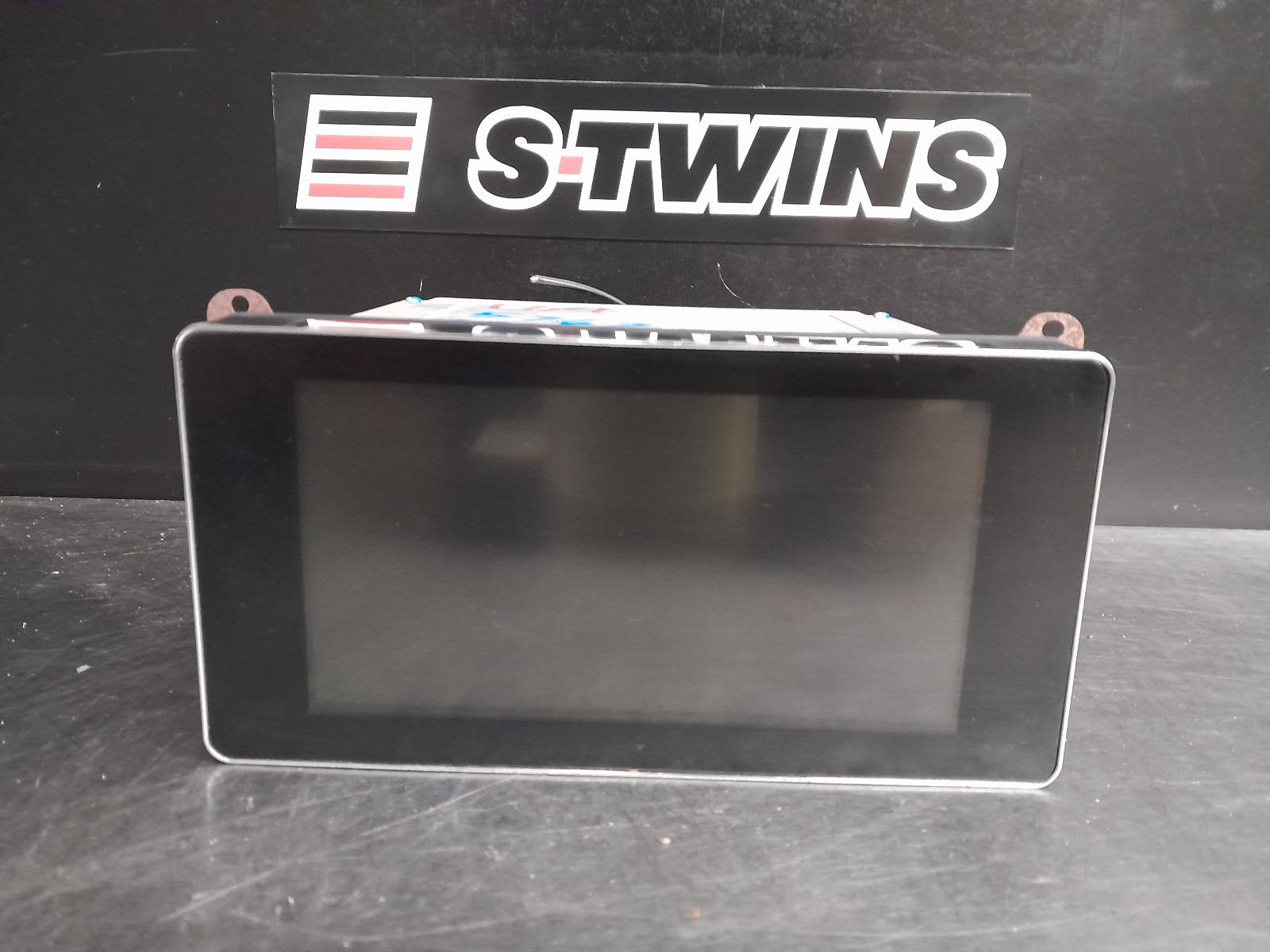2018 Mitsubishi Outlander Radio Cd Dvd Sat Tv Display/Head Unit Non Sat Nav Type Zk-Zl 08/16-07/20 0000258635