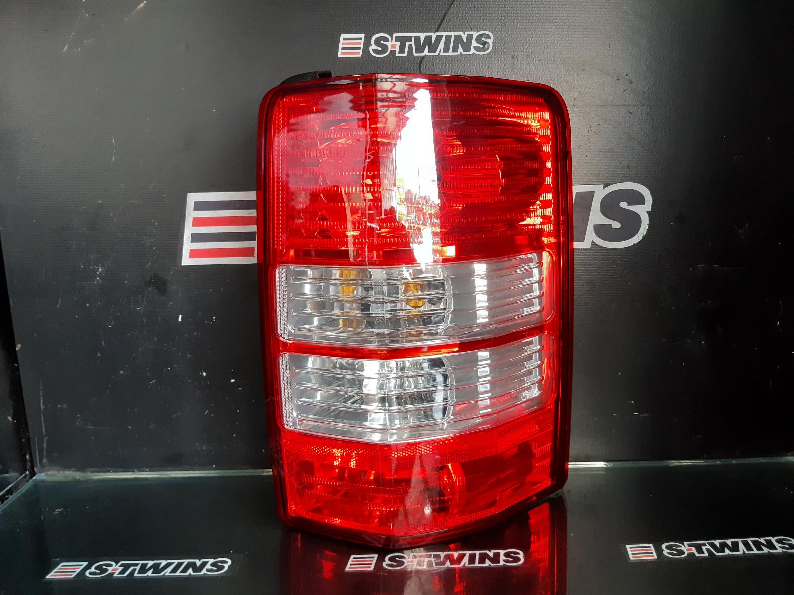 2011 Jeep Cherokee Right Taillight Kk 02/08-10/12 0000198178