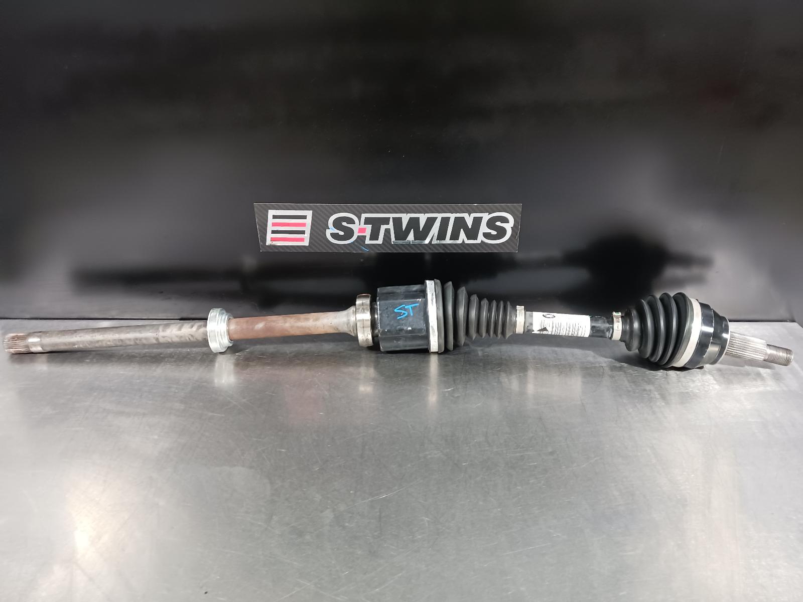 2019 Jaguar E Pace Right Driveshaft Front Diesel 2.0 X540 11/17-09/20 198457