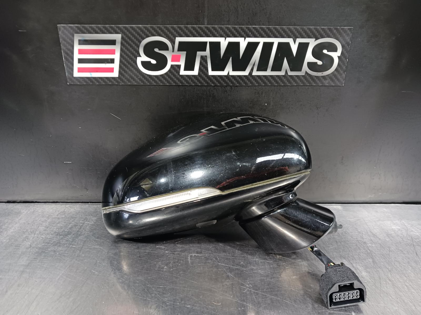 2018 Kia Stinger Right Door Mirror Ck 200S/200Si/Rafa Se Colour Coded Non Electrochromic Type 06/17-04/23 220067