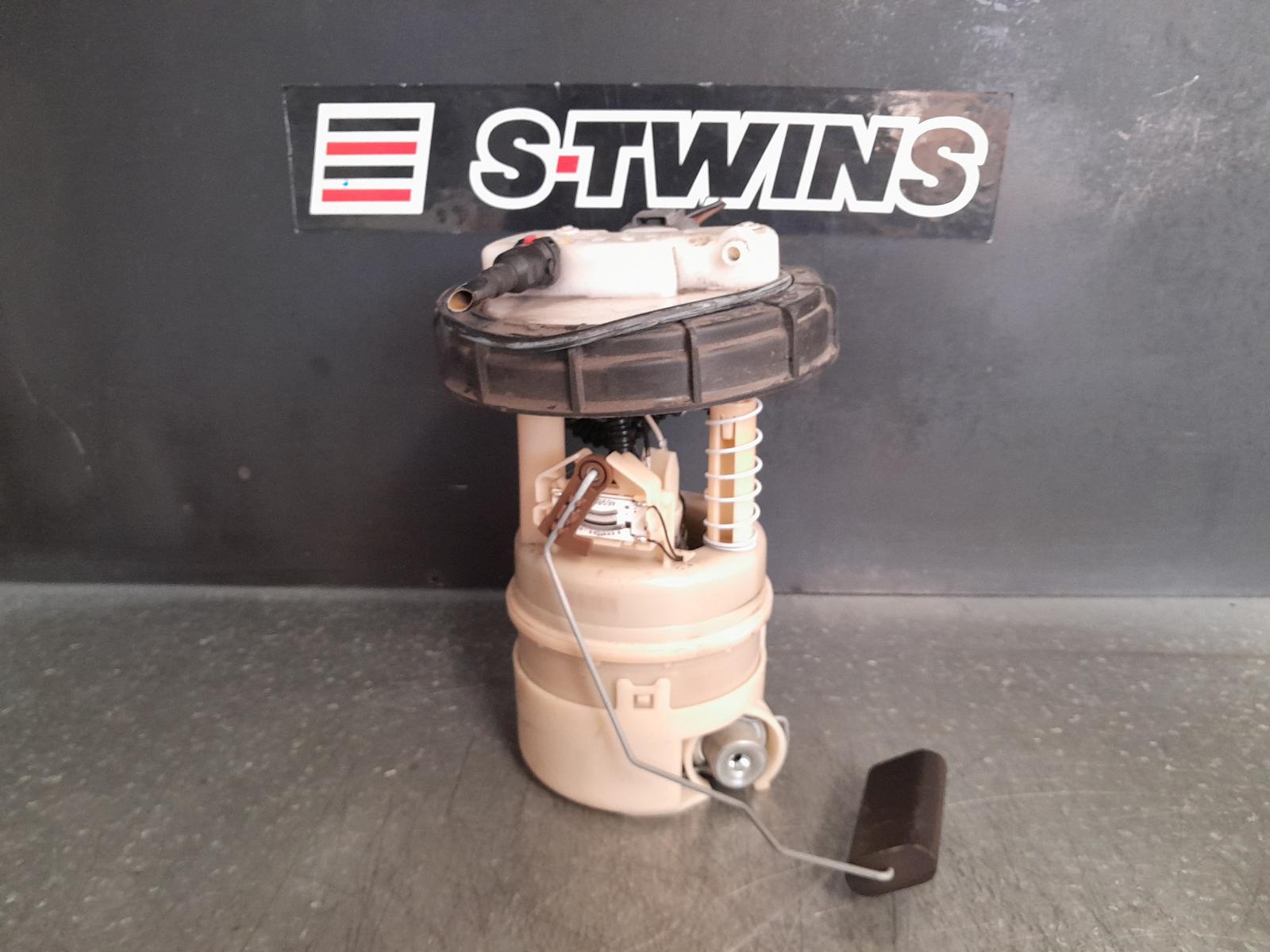 2014 Renault Clio Fuel Pump Petrol 1.6 M5M.400 In Tank X98 09/13-10/19 323618