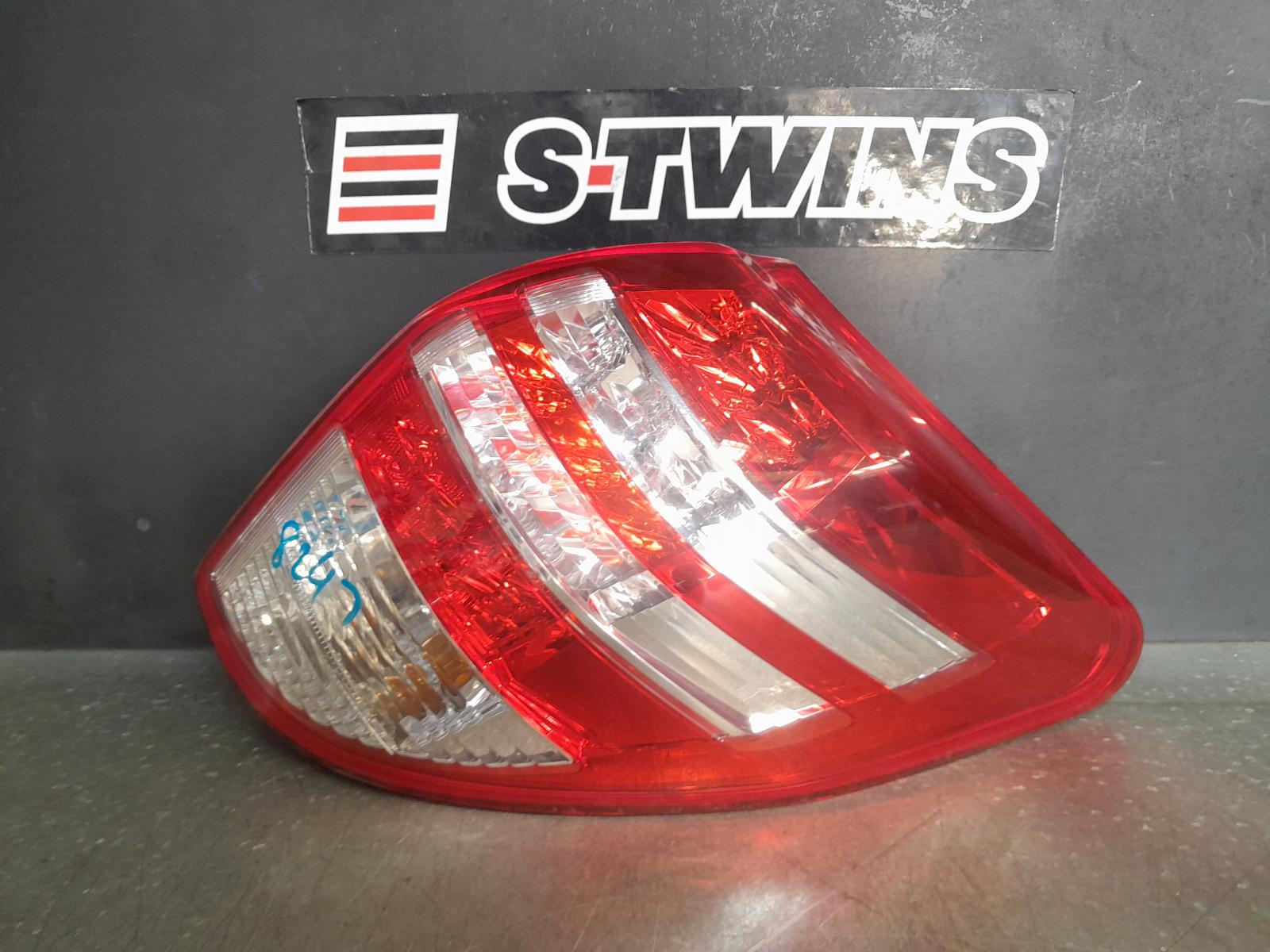 2008 Toyota Rav4 Right Taillight Aca33/Aca38 In Body 08/08-11/12 327742