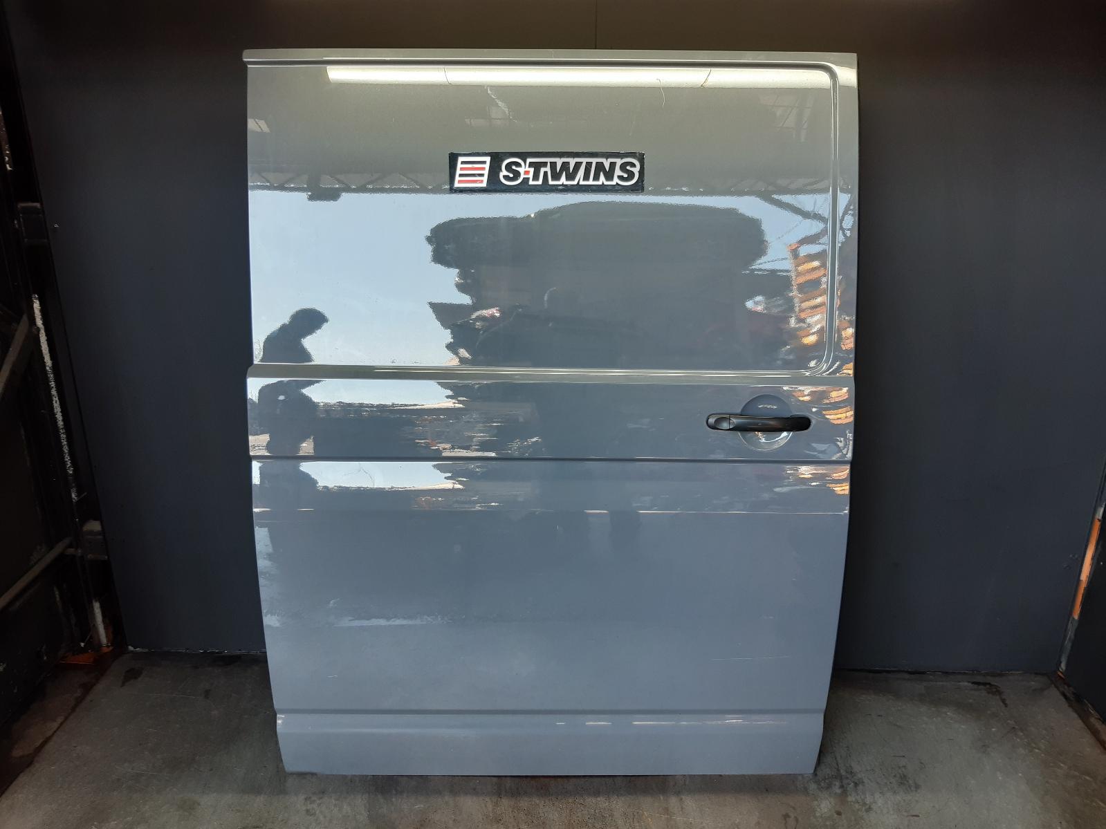 2022 Volkswagen Transporter Right Rear Door Sliding T6 Van Sliding Door Non Window Type 07/15- 323582