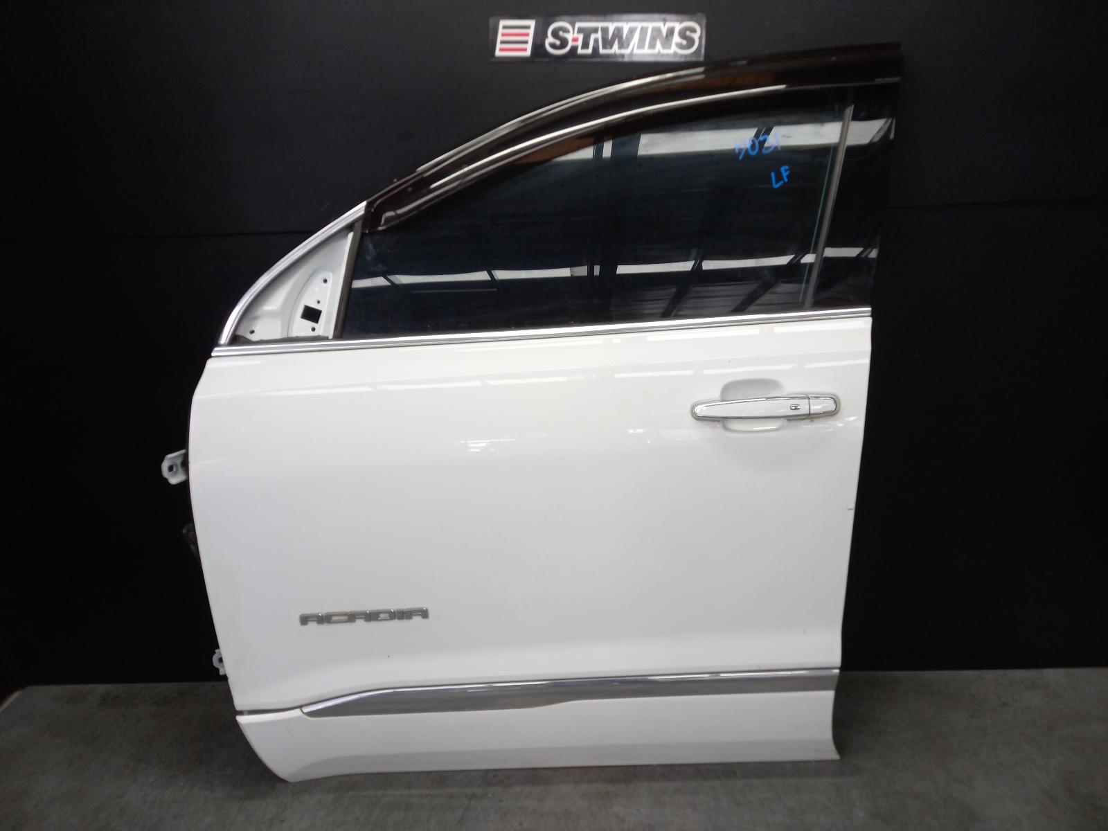 2019 Holden Acadia Left Front Door Ac 08/18-12/20 330389