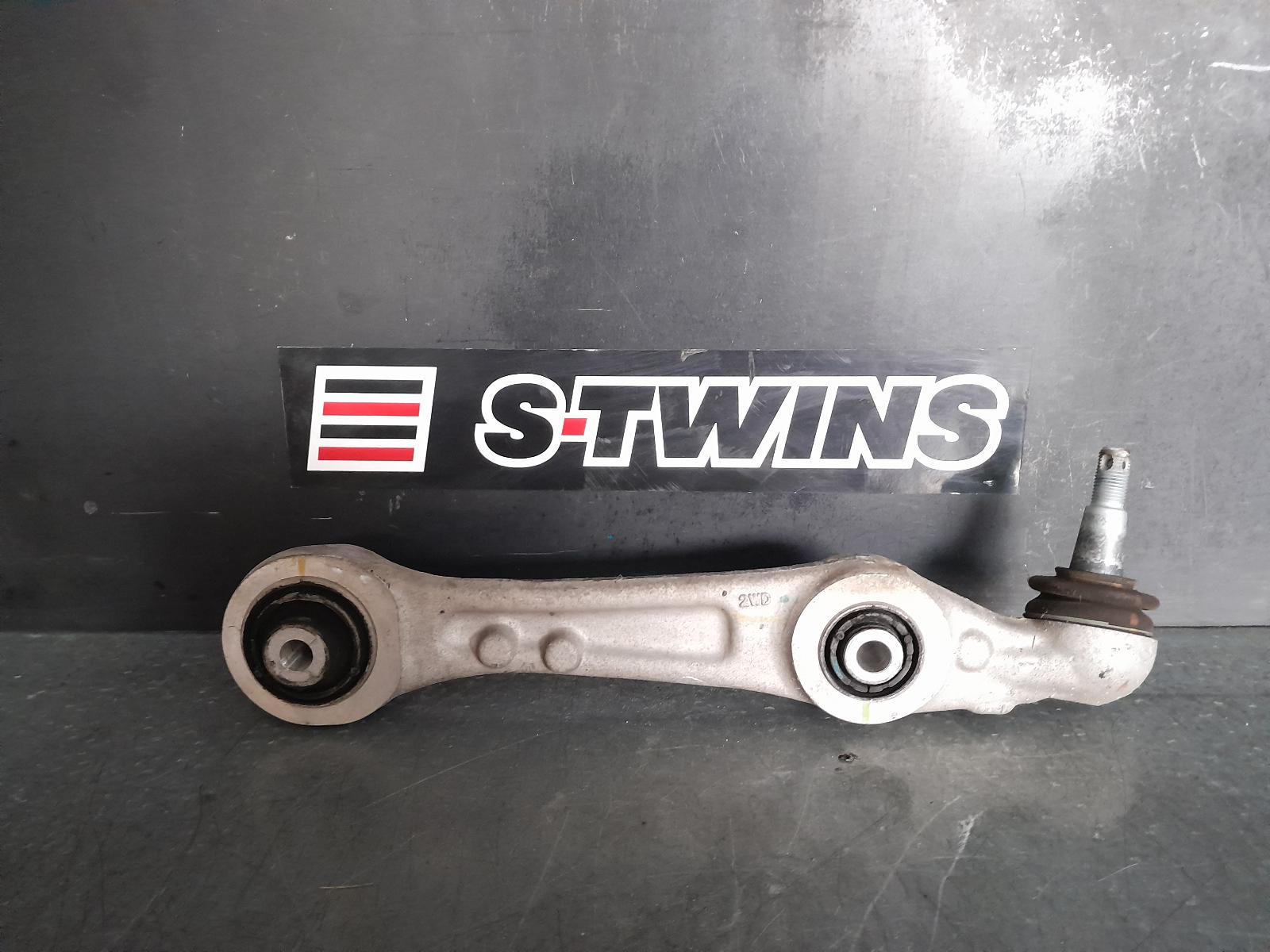 2016 Hyundai Genesis Left Front Lower Control Arm Front Dh 11/14-01/18 339945