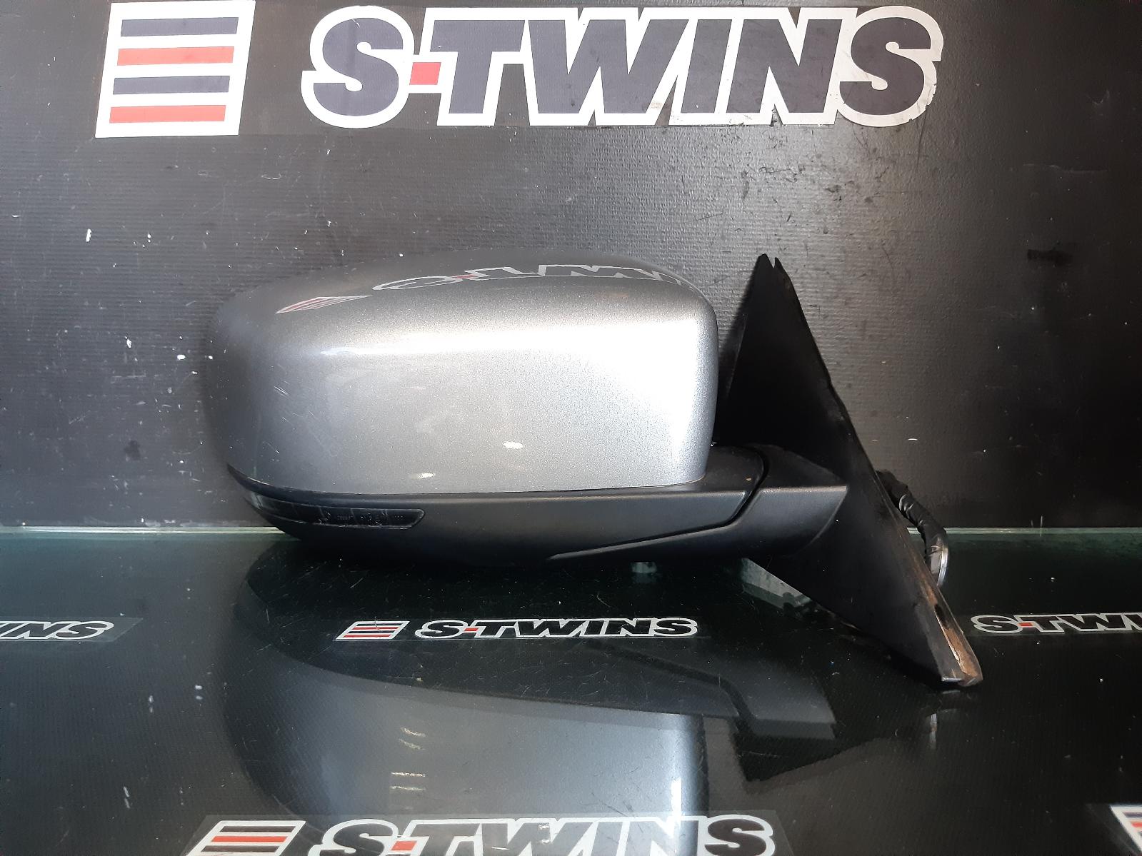 2013 CHRYSLER 300C RIGHT DOOR MIRROR LX, COLOUR CODED, 12/11-12/21 0000069718