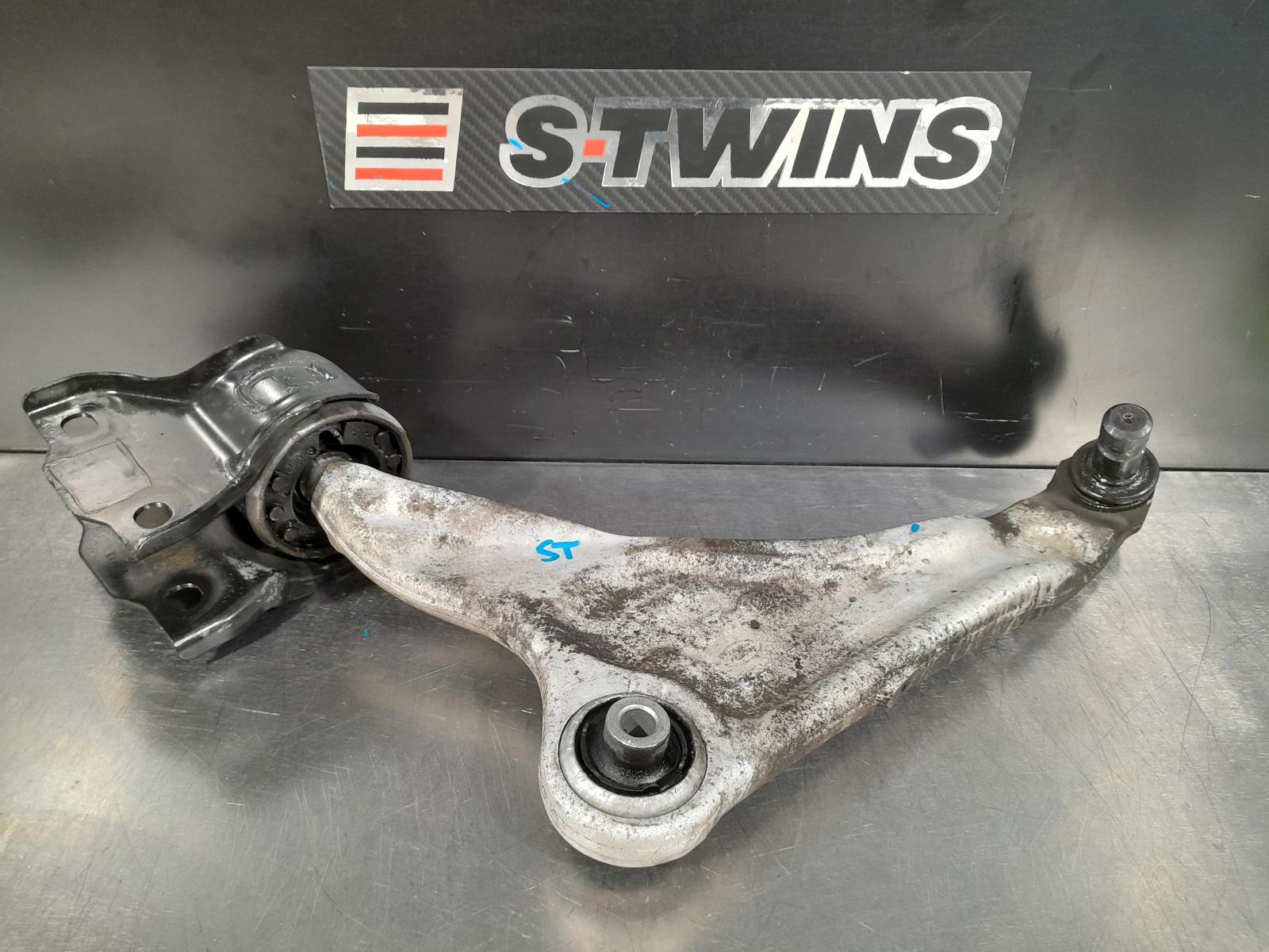 2014 LAND ROVER RANGE ROVER EVOQUE LEFT FRONT LOWER CONTROL ARM L538, 11/11-01/19 0000194125