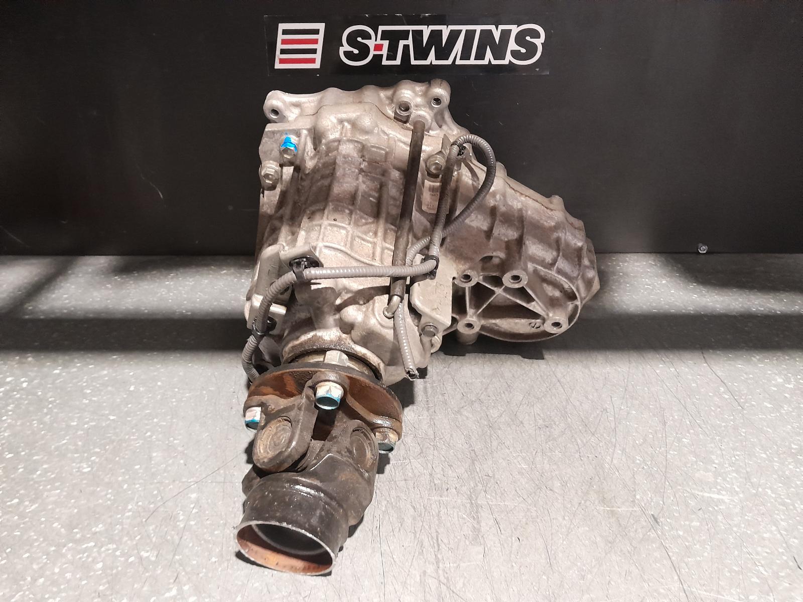 2017 INFINITI QX70 TRANSFER CASE S51, 10/13-12/19 0000343940