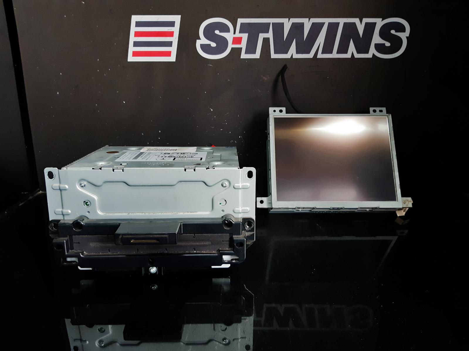 2013 CHRYSLER 300C SAT NAV HEAD UNIT, STANDARD TYPE, LX2, 07/12-12/14 0000128452