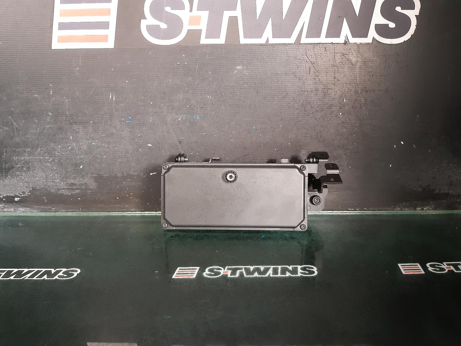 2018 VOLVO XC60 REVERSE CAMERA GEN 2, FRONT CAMERA (WINDSCREEN MOUNTED), 04/17- 0000275716