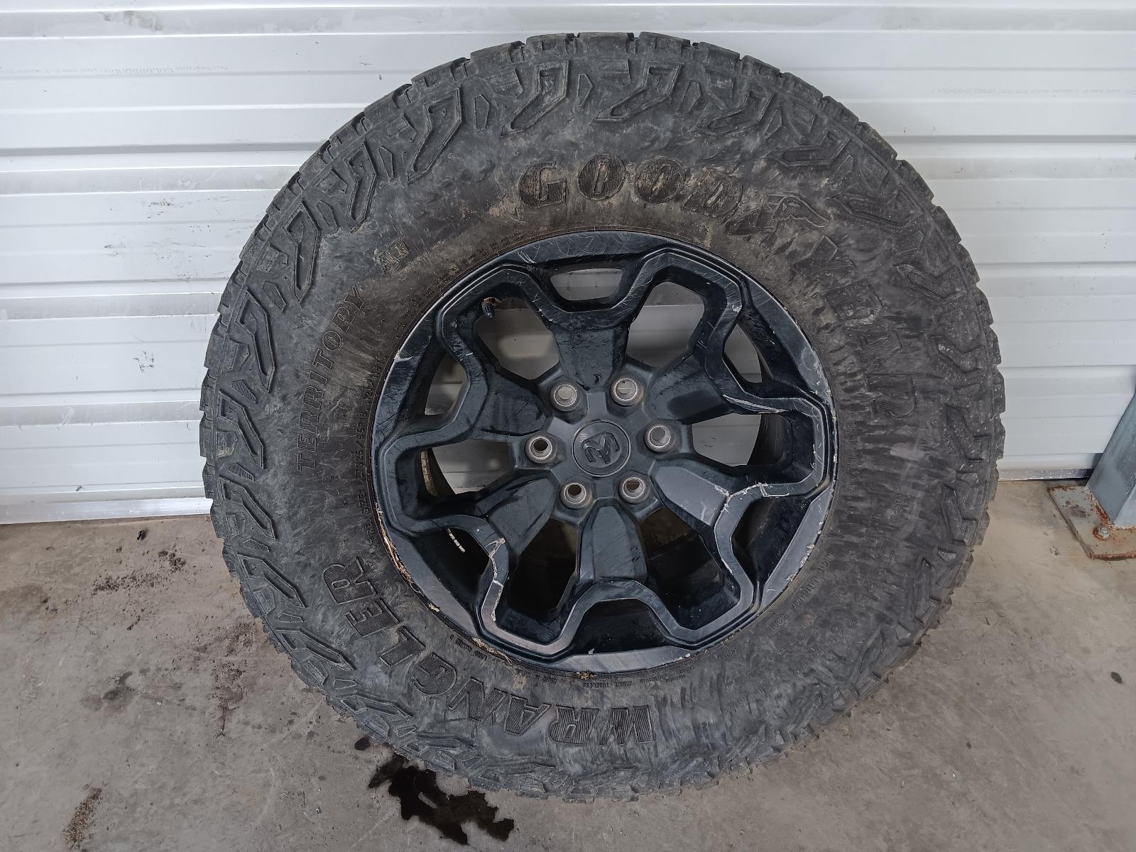 2022 RAM 1500 WHEEL MAG FACTORY, 22X9.IN, 6 Y SPOKE, GLOSS BLACK, DT, 10/20- 0000353971