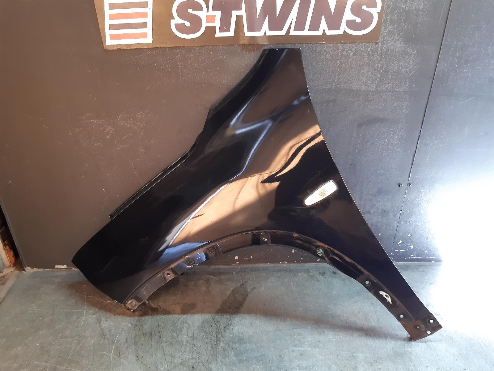 2013 PEUGEOT 4008 LEFT GUARD W/ FLASHER (REPEATER), 06/12-12/17 0000341372