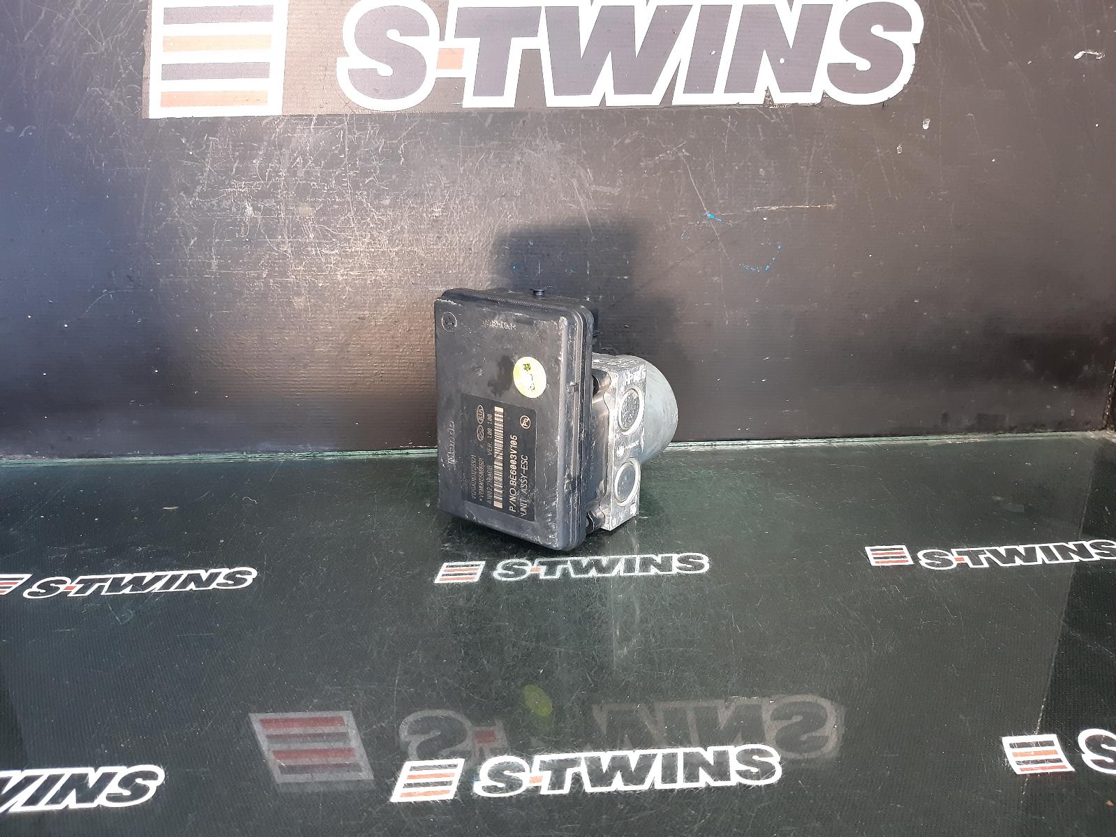 2017 KIA RIO ABS PUMP MODULATOR YB, P/N 58920H8700, 12/16-06/23 0000345596