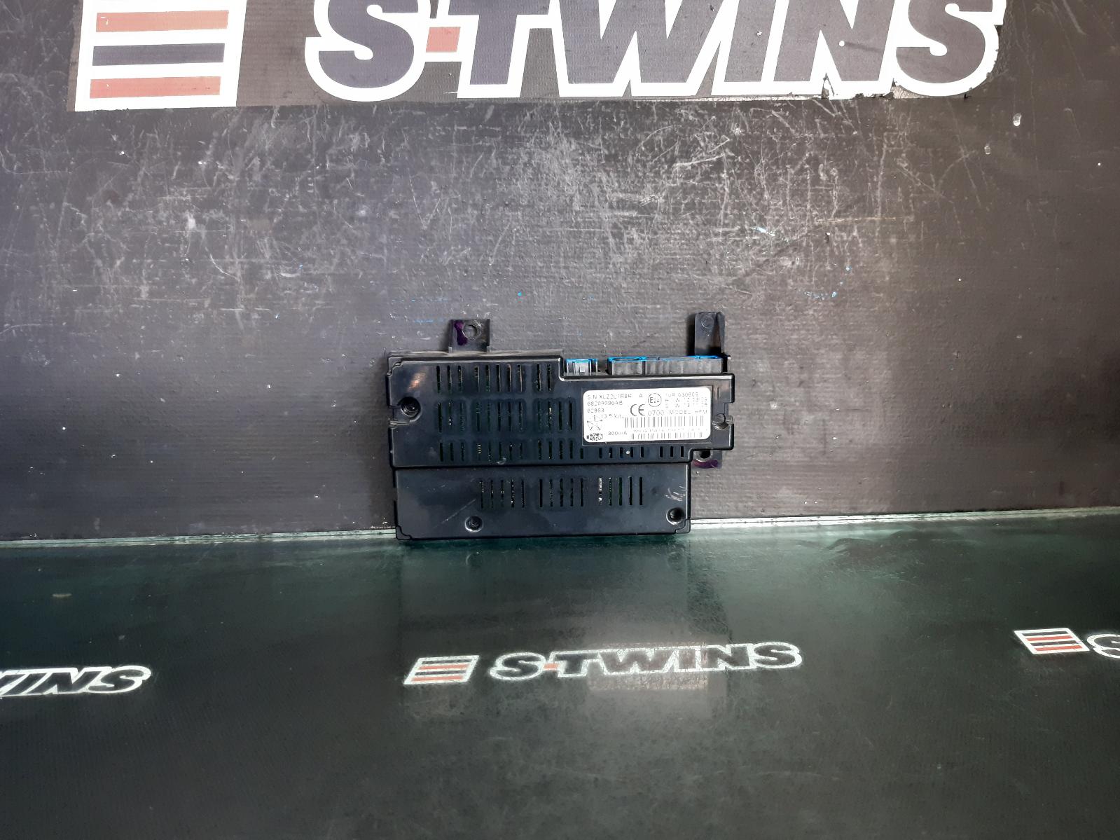 2016 FIAT FREEMONT BLUETOOTH MODULE, JF, 04/13-01/17 0000345915
