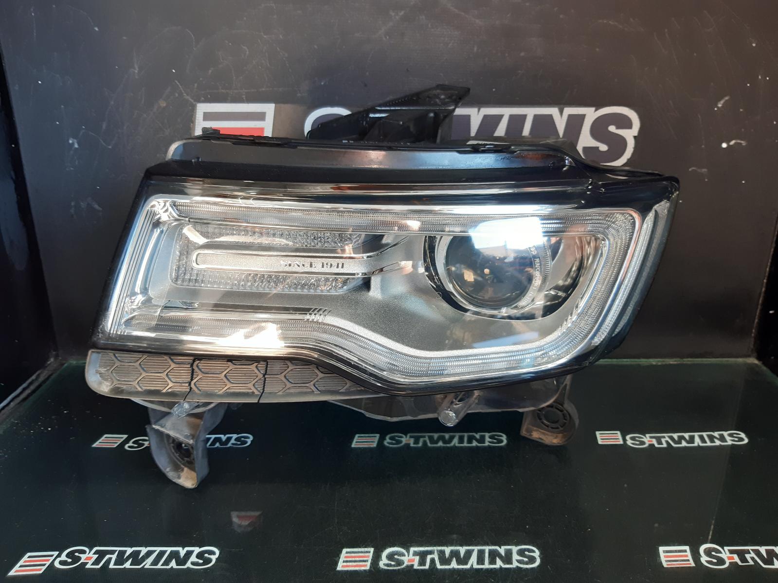 2015 JEEP GRANDCHEROKEE LEFT HEADLAMP WK, LAREDO/LIMITED/OVERLAND/SUMMIT, XENON, NON AFS TYPE (LM2), 04/13-09/16 0000348017