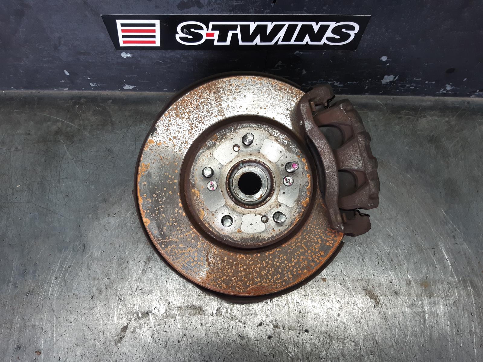 2015 HONDA CRV RIGHT FRONT HUB ASSEMBLY RM, 11/12-04/17 0000354905