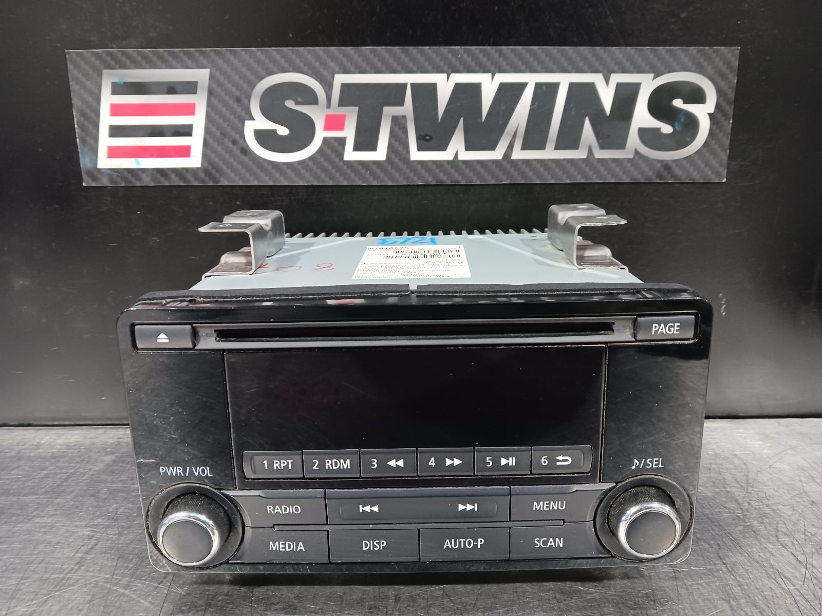 2014 MITSUBISHI TRITON HEAD UNIT, DOUBLE DIN, NON BLUETOOTH TYPE, MN, 08/09-04/15 0000212610