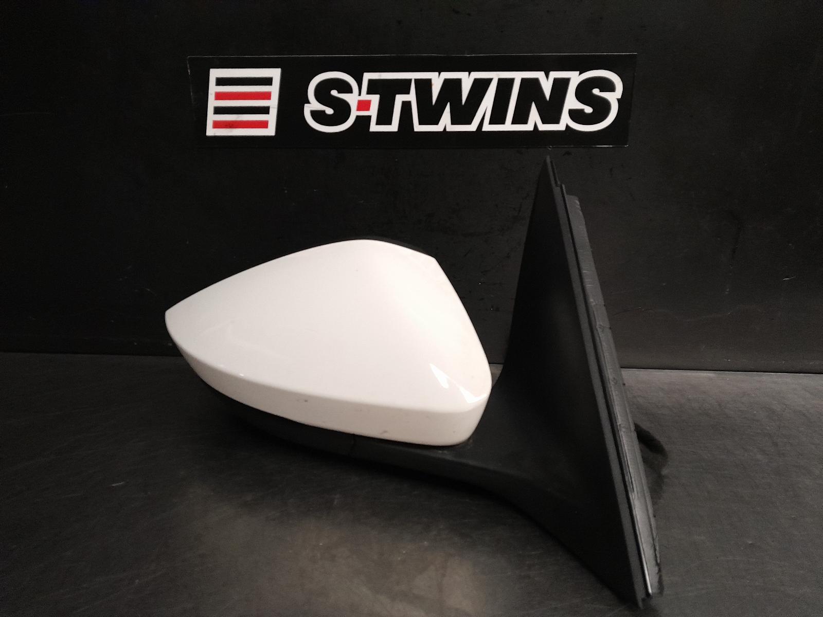 2021 SKODA KAMIQ RIGHT DOOR MIRROR NW, POWER FOLD, W/ LANE KEEPING AND LANE CHANGE SYSTEM TYPE, 06/20- 0000271880