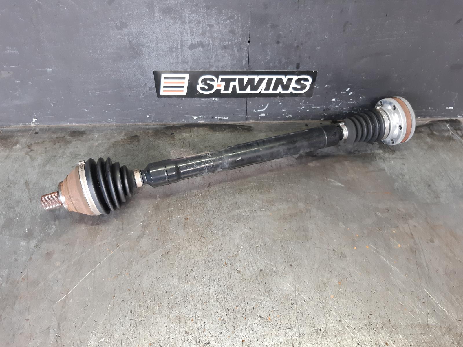 2011 VOLKSWAGEN GOLF RIGHT DRIVESHAFT FRONT, AUTO T/M, PETROL, 2.0, GTi, GEN 6, 10/08-03/13 0000368953