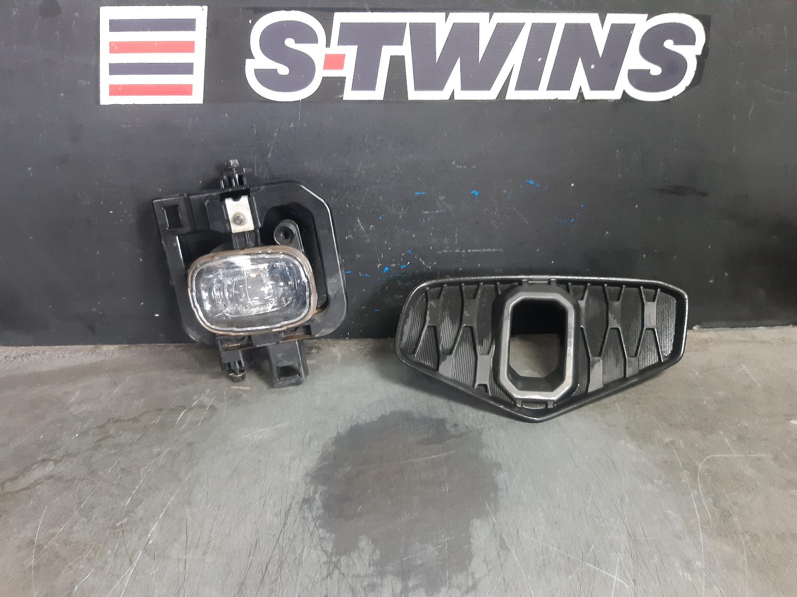 2021 NISSAN NAVARA RIGHT INDICATOR FOG SIDE NP300, BUMPER FOGLAMP, LED TYPE, 12/20- 0000372601