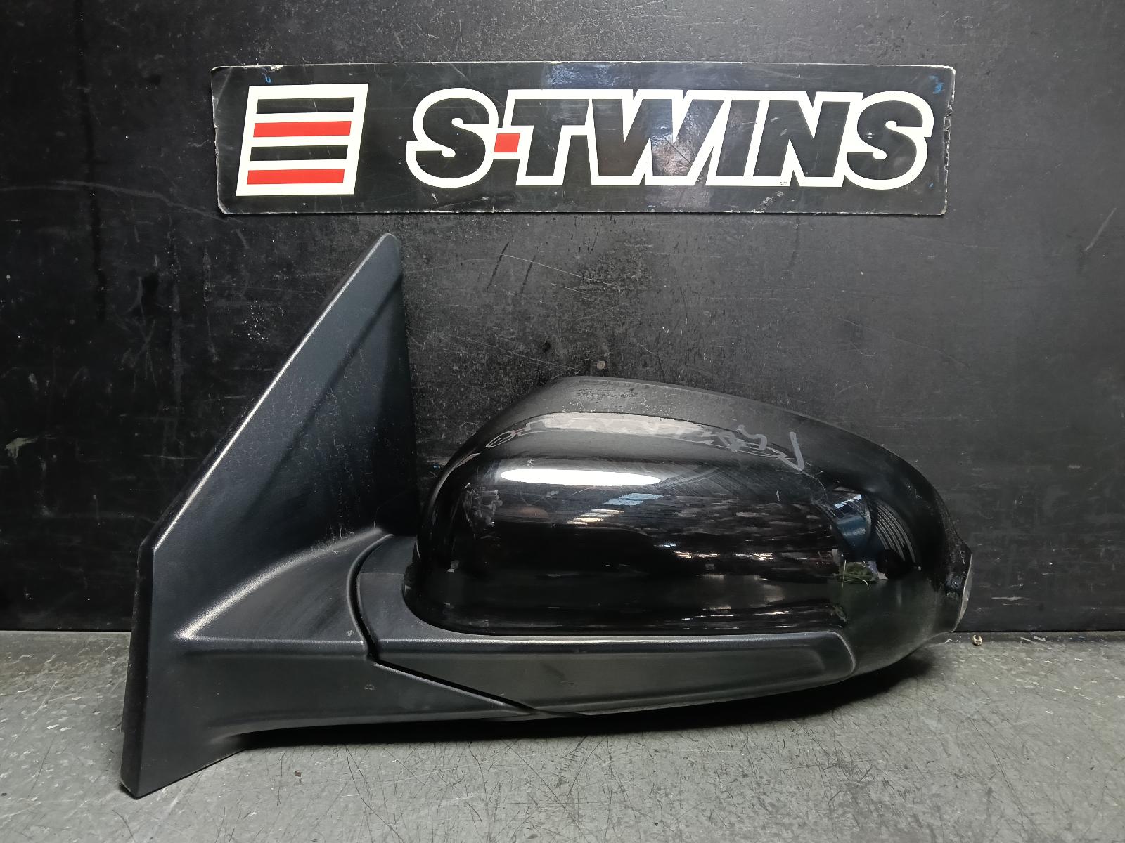 2019 HYUNDAI KONA LEFT DOOR MIRROR OS, HEATED, POWER FOLD, W/ BLIND SPOT TYPE, GLOSS BLACK, 07/18-07/23 0000414160