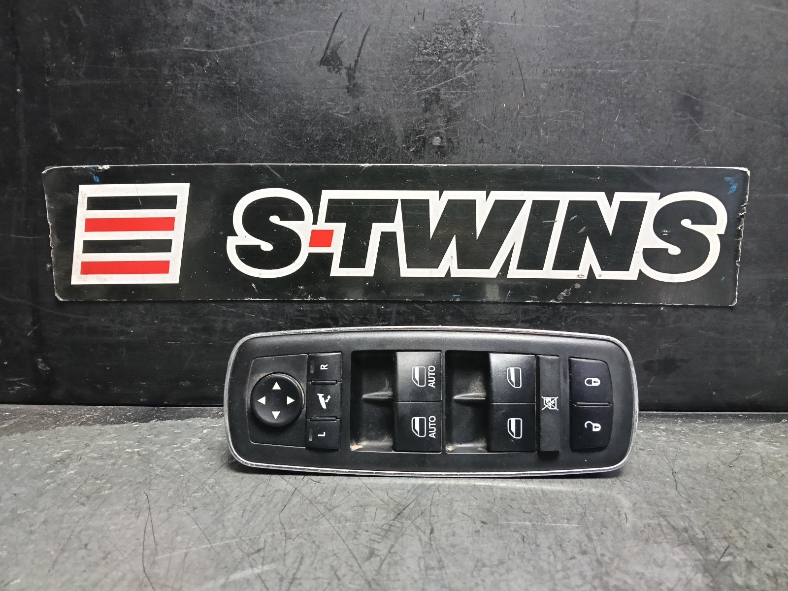 2018 RAM 1500 PWR DR WIND SWITCH RH FRONT, DS, W/ POWER FOLD, 11/17- 0000411042